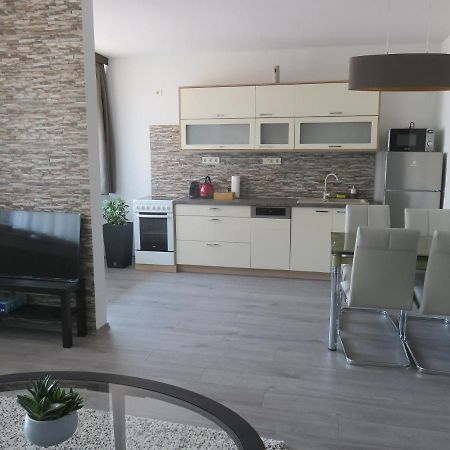 City Corner Central Mosonmagyaróvár Екстериор снимка